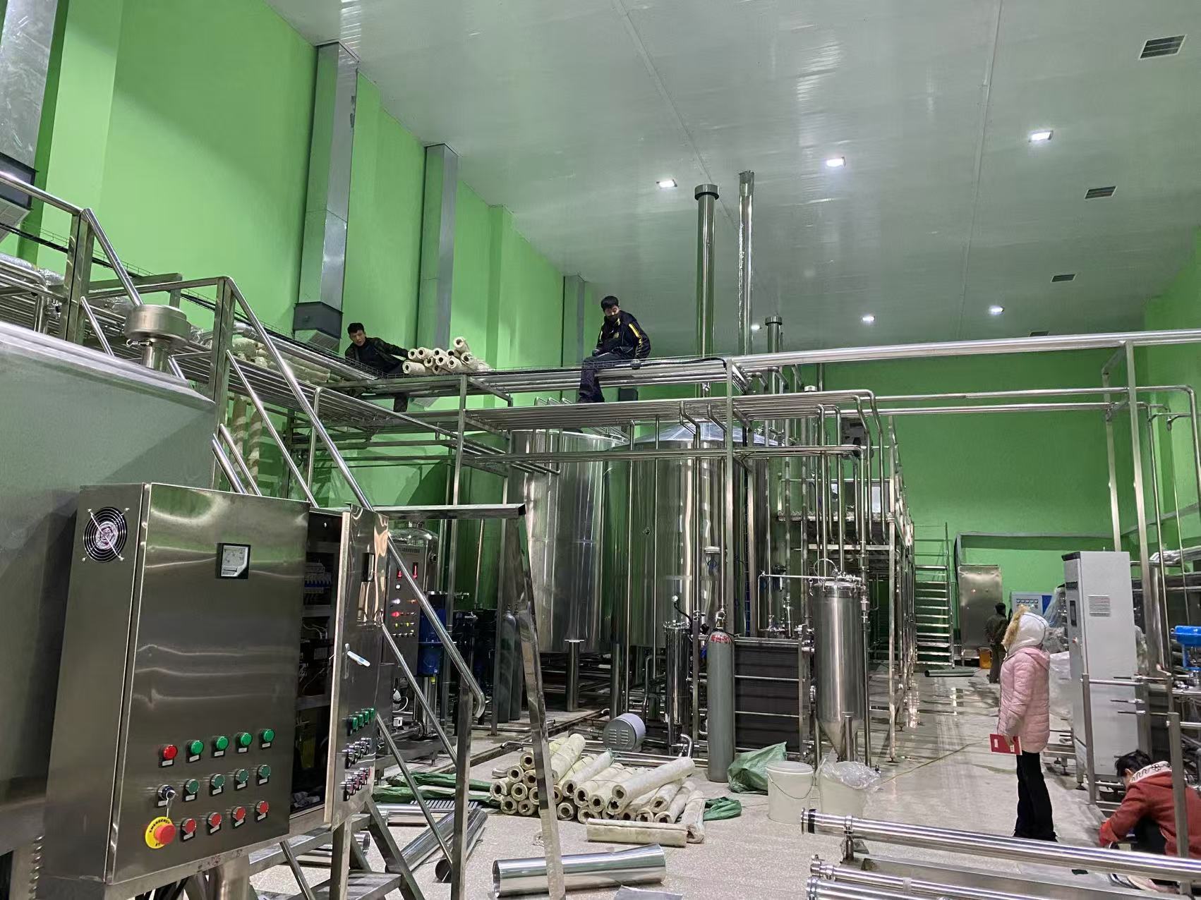 梁山精酿啤酒设备厂—精酿啤酒设备制造:传承工艺与创新科技的交融